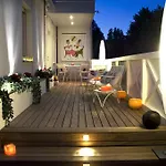 Aparthotel Eros